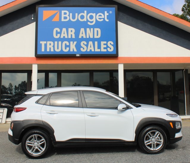 2021 Hyundai Kona SE's photo