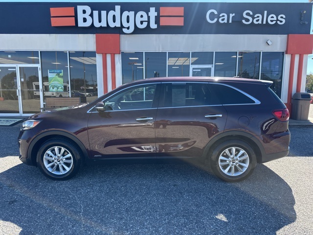 2019 Kia Sorento LX's photo