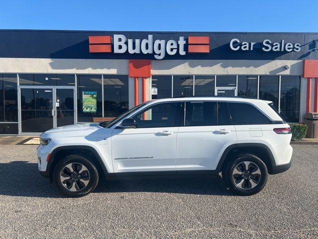 2022 Jeep Grand Cherokee 4xe 4x4's photo